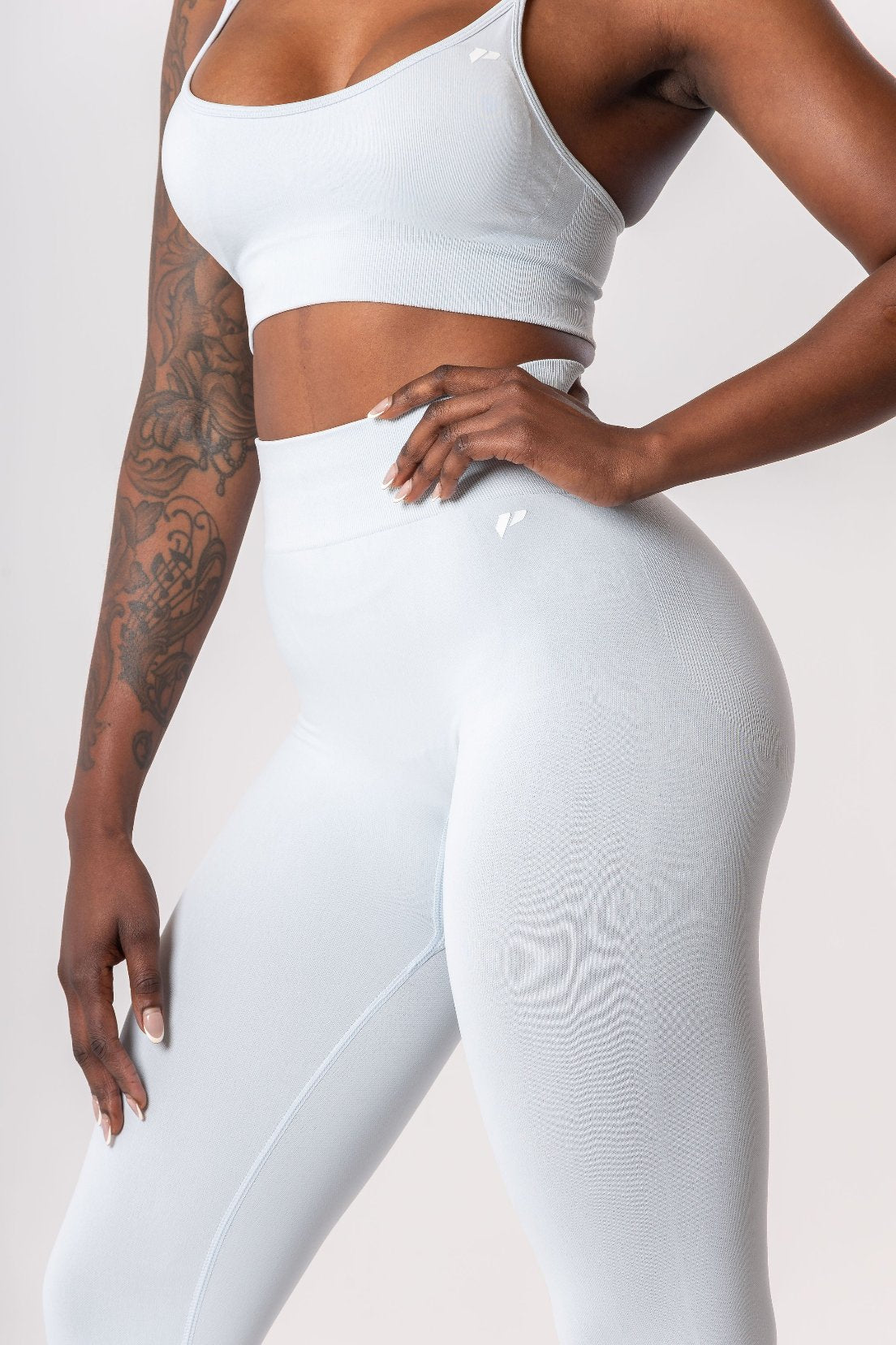 CYNTHIA SPORTS BRA - CEMENT KAYE - LIFESOPECHE