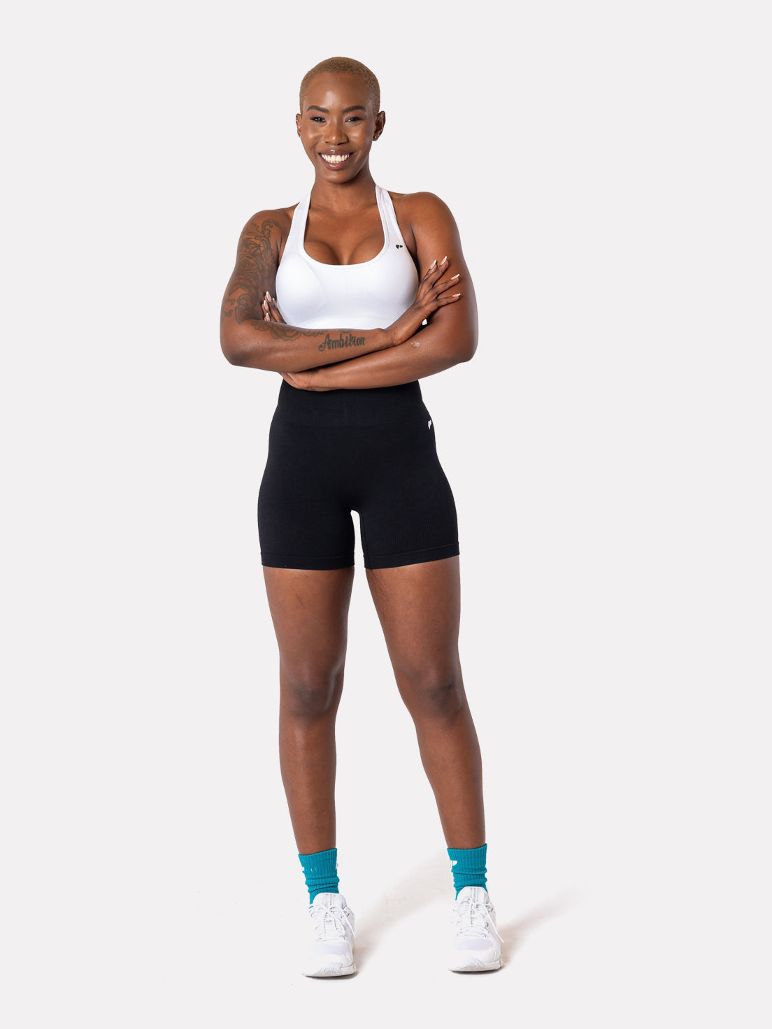 SINDI SHORTS - BLACK ZOYA - LIFESOPECHE