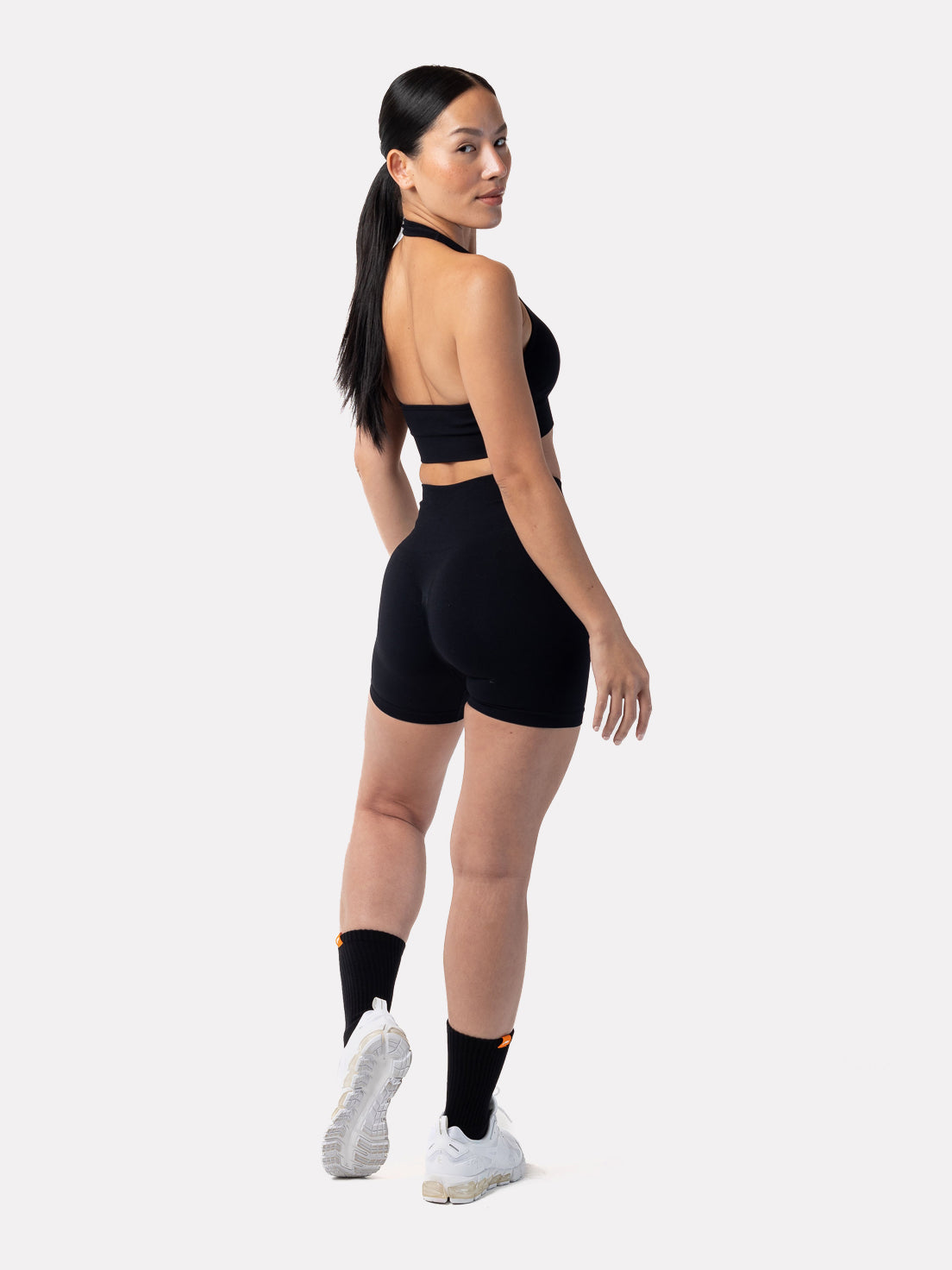 EMMAH SHORTS - BLACK KAYA - LIFESOPECHE
